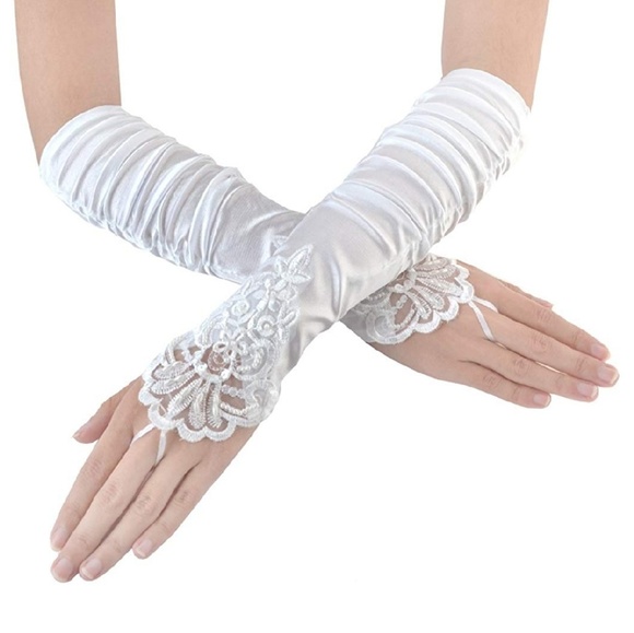 NWT Fingerless Gathered Beaded Sequin Gloves - Picture 2 of 8